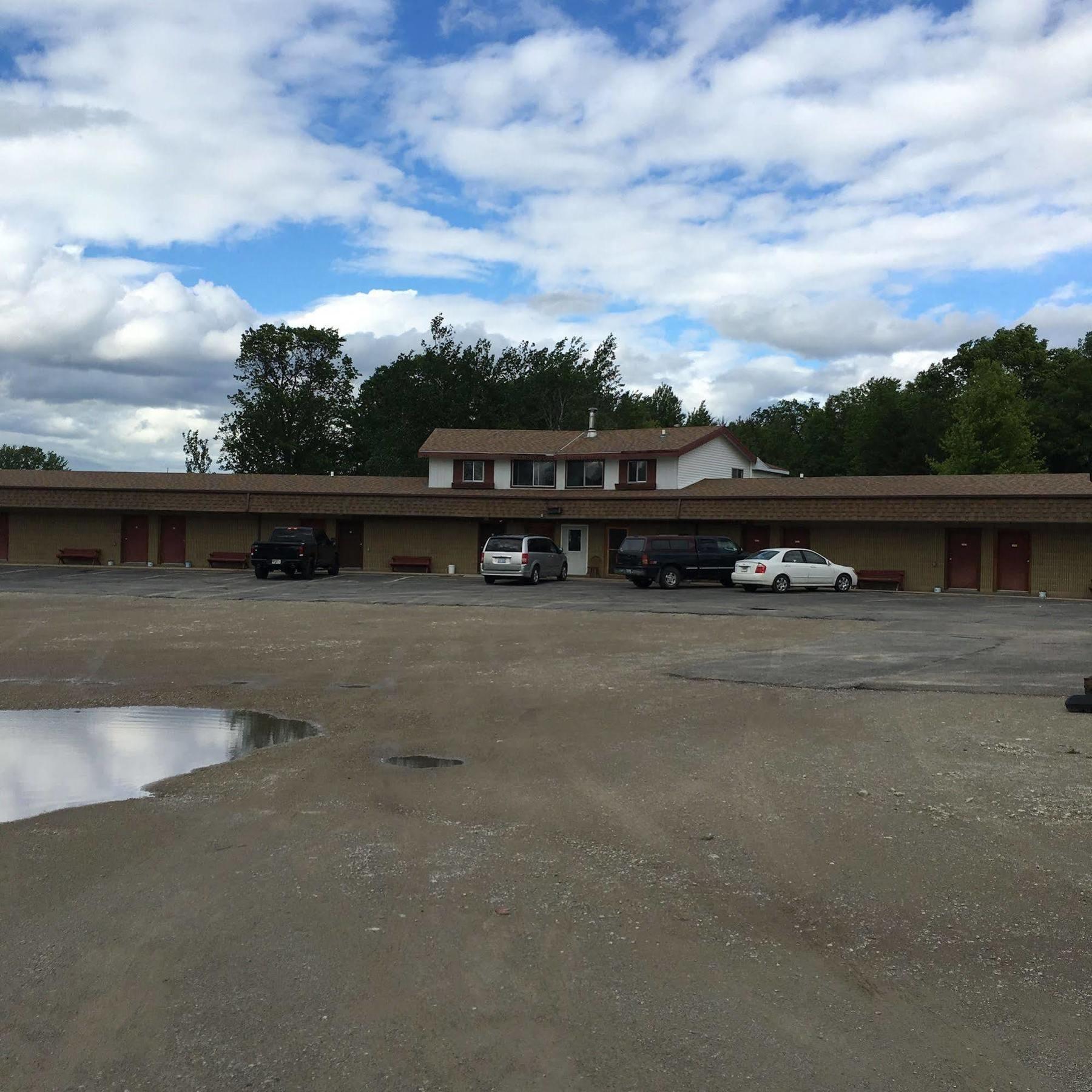 Tarragon Motel Marinette